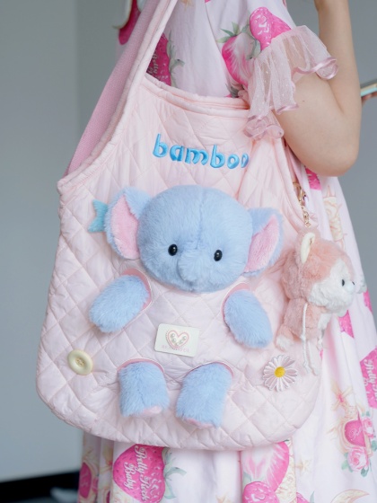 Ita doll bags with a plastic window to show off your doll Ita doll bags with a plastic window to show off your doll